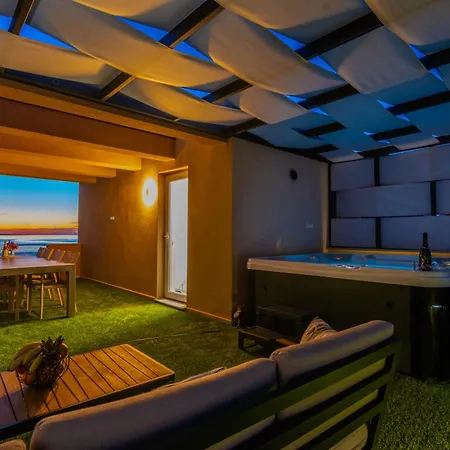 Penthouse Colombo * Nin